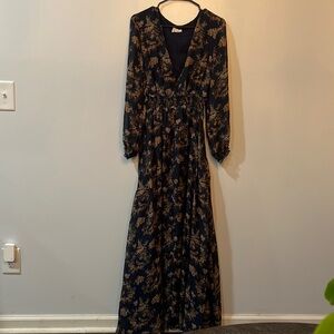 Cami nyc maxi dress navy blue with peacocks 100% silk size medium